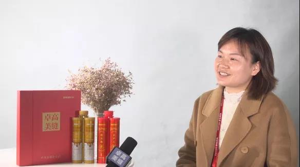 湖北十堰 陈艳菊 | 夫妻同心，让云顶国际官网美缝走进千家万户