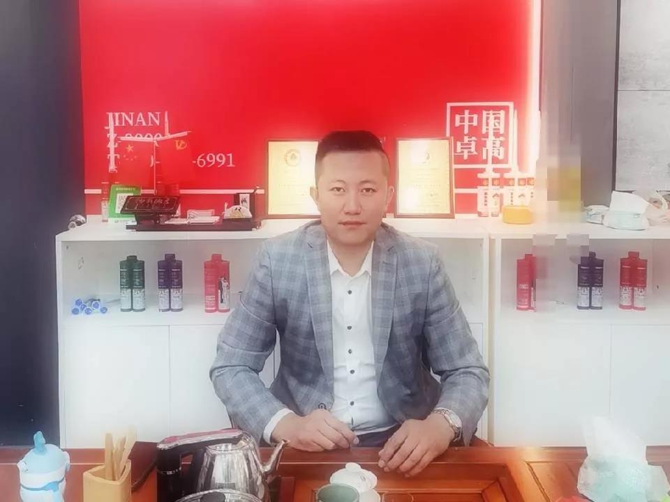 美缝施工做得好的有很多，结款后定期回访的有几个？【南京合伙人孟波波专访】